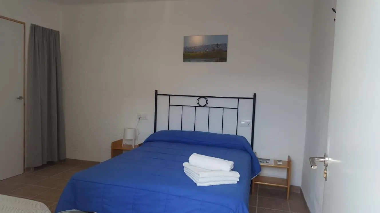 Farm stay Llar De Laura Villa El Poblenou del Delta Spain