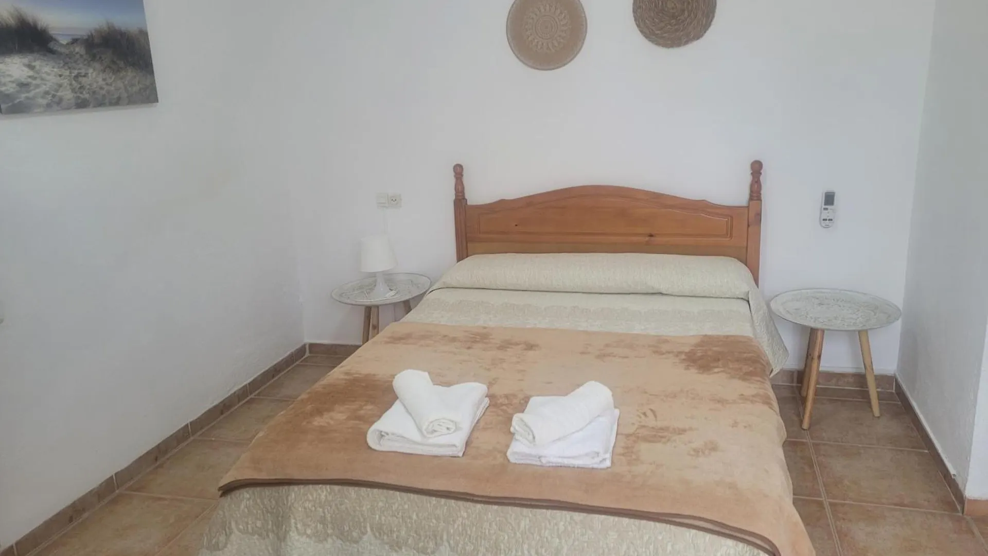 Llar De Laura Villa El Poblenou del Delta Farm stay